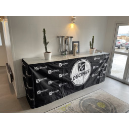 Impression toile du comptoir bar aluminium