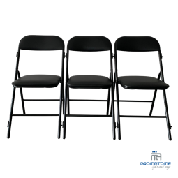 Stoel kan in het onderstel worden gehaakt