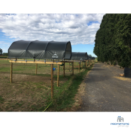 Abri sur enclos professionnel